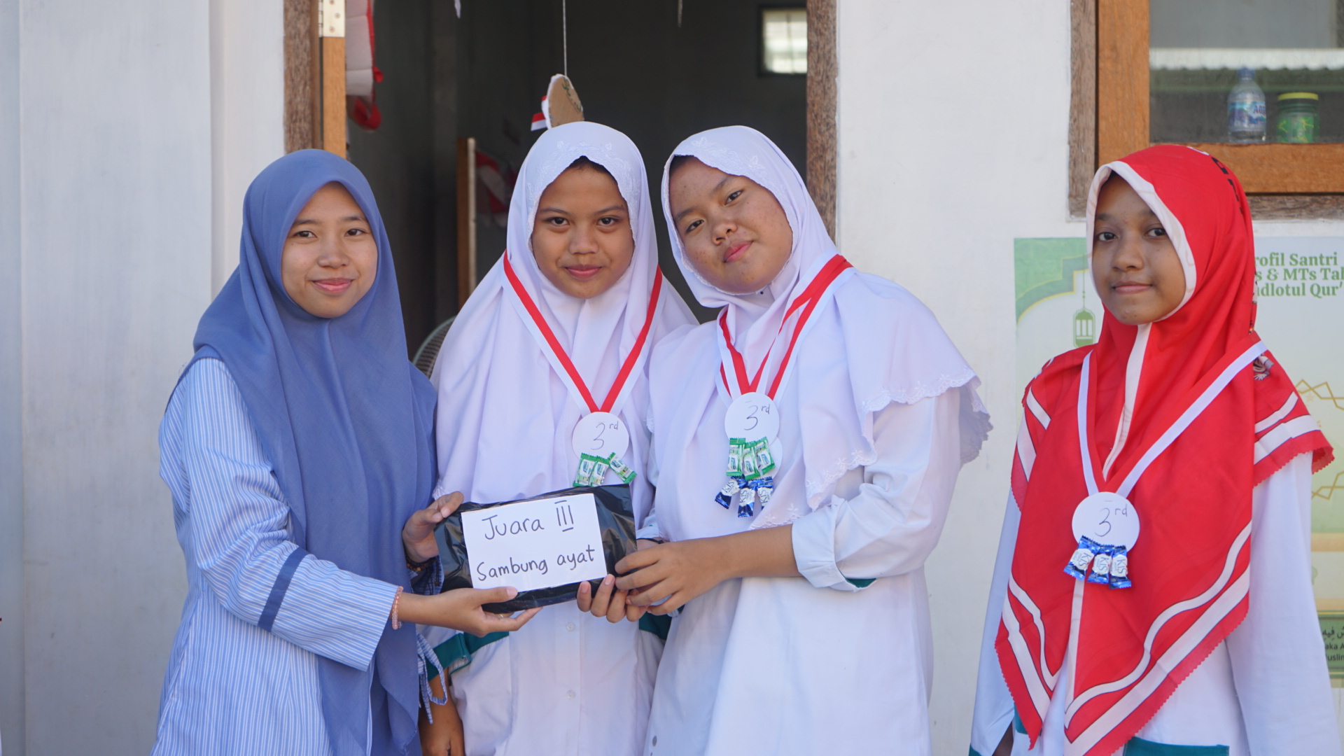 Gambar: Semarak Lomba 17 Agustus di MTs Tahfidh Roudlotul Qur’an