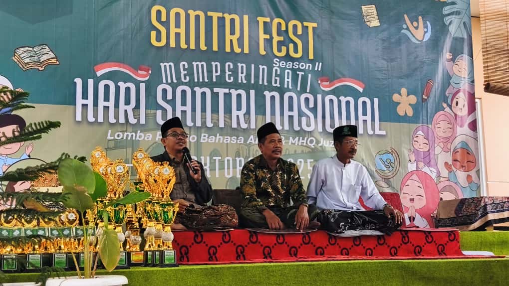 Gambar: MTs Tahfidh Roudlotul Qur’an Rayakan Hari Santri dengan Doa dan Kekhidmatan